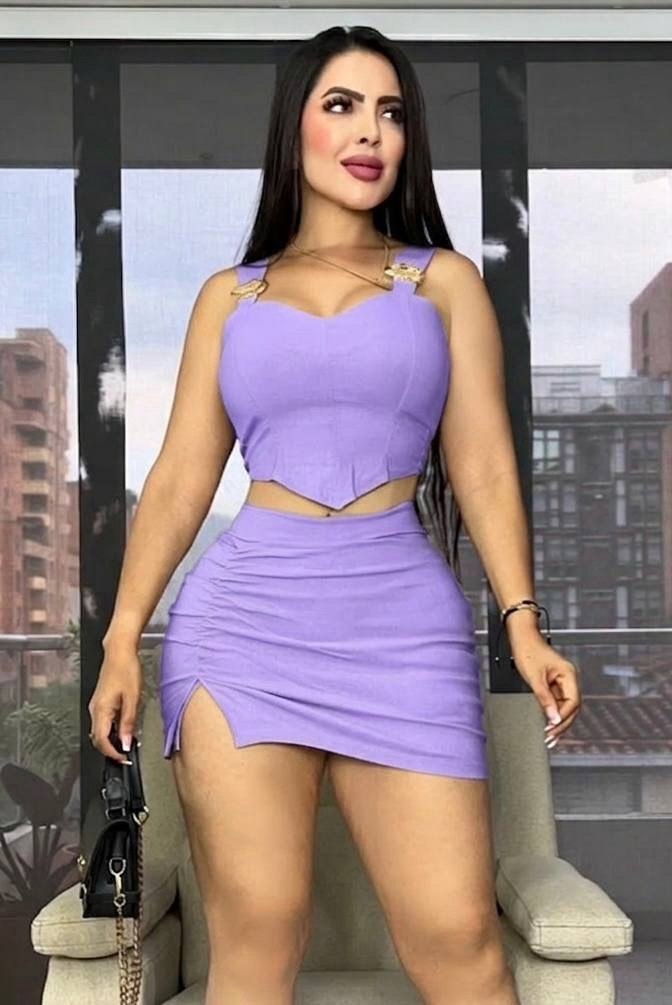 Falda, short y blusa Femme